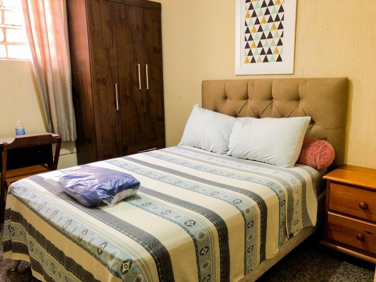 Zen Garden Hostel Mirandopolis เซาเปาโล ภายนอก รูปภาพ